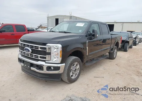 2025 Ford F-250 Xlt from USA, damaged, VIN 1FT7W2BTXSEC33695